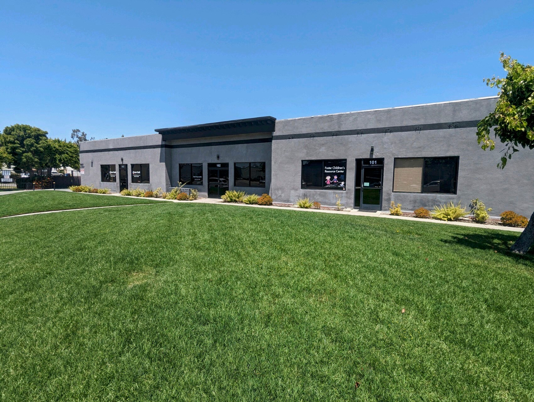 19431 Business Center Dr, Northridge, CA à vendre Photo du bâtiment- Image 1 de 1