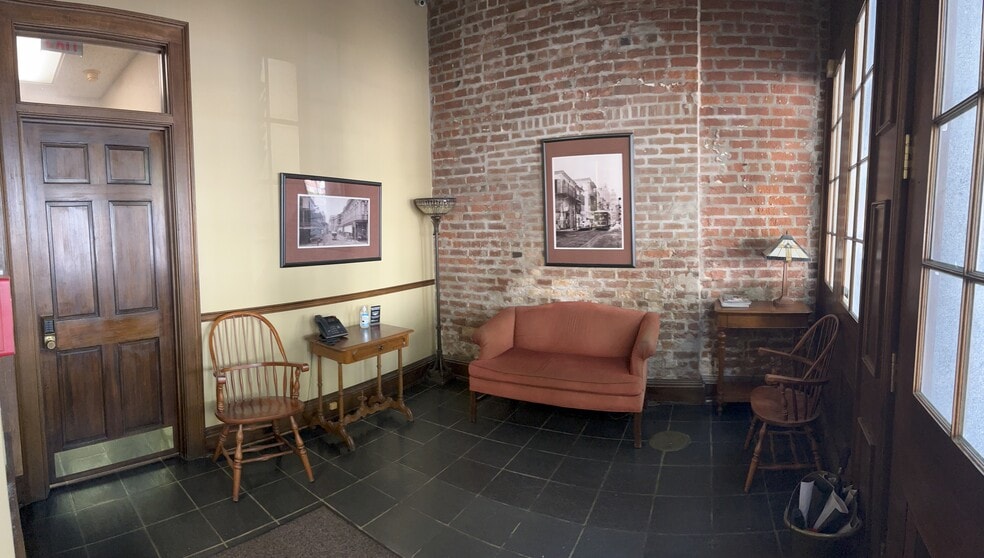 328 Lafayette St, New Orleans, LA for sale - Interior Photo - Image 3 of 9