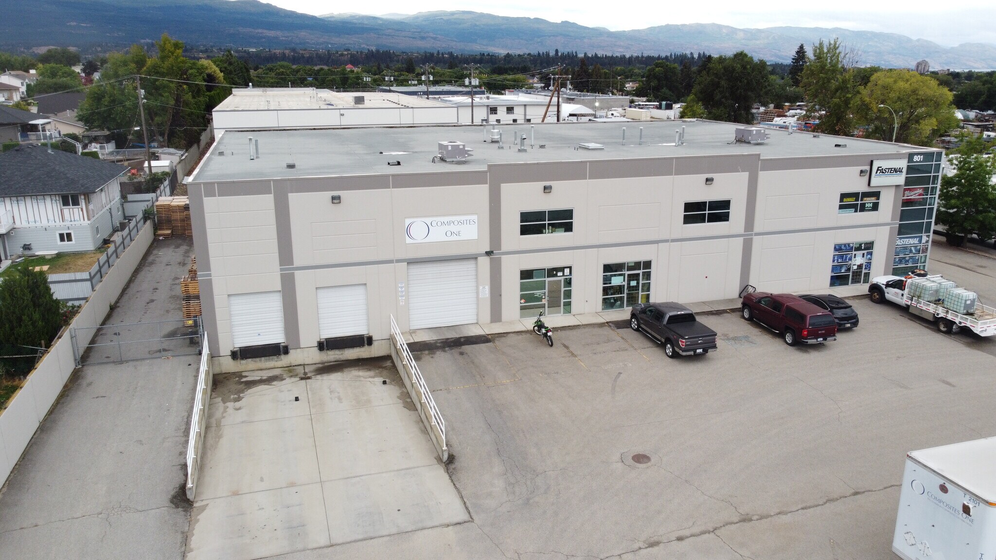 801 Dalton Rd, Kelowna, BC for sale Primary Photo- Image 1 of 1