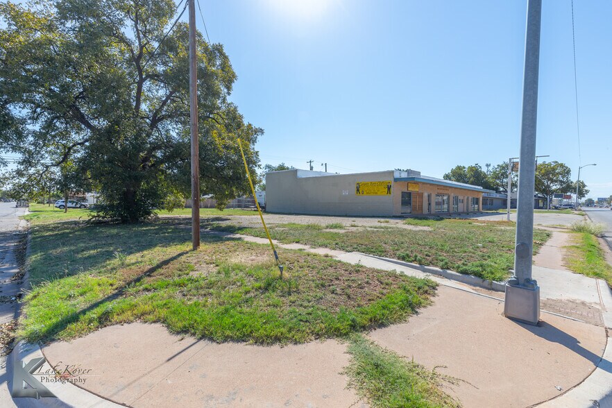 817 Butternut St, Abilene, TX à vendre - Photo du bâtiment - Image 3 de 40