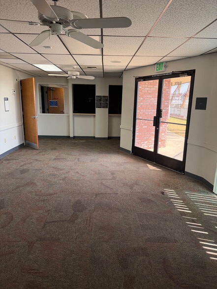 3807 Union Ave, Bakersfield, CA for sale - Building Photo - Image 2 of 8