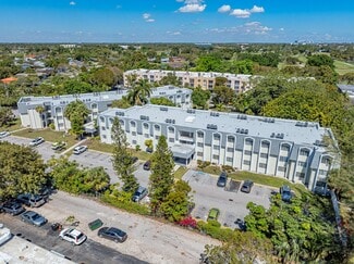 Plus de détails pour 15900 SW 95th Ave, Miami, FL - Multi-résidentiel à vendre