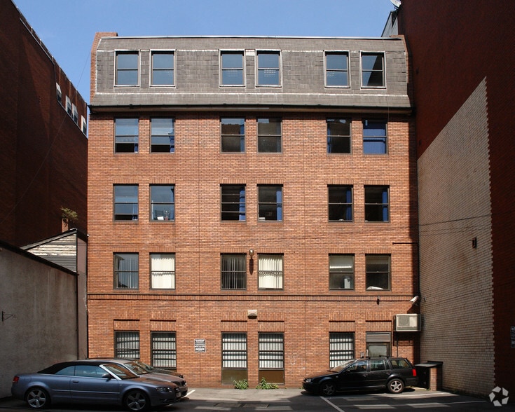 24 Queen St, Manchester à louer - Photo du bâtiment - Image 2 de 7