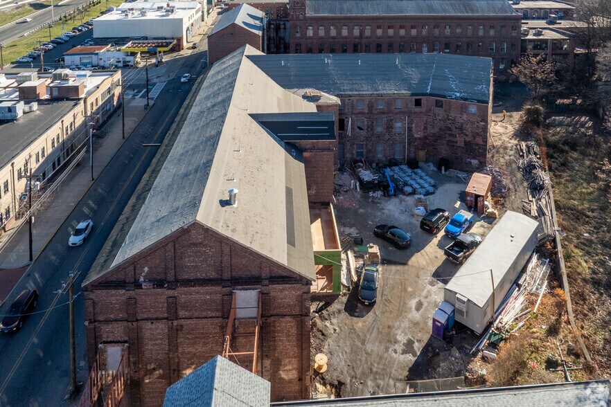 50 Spruce St, Paterson, NJ à louer - Photo du bâtiment - Image 2 de 2