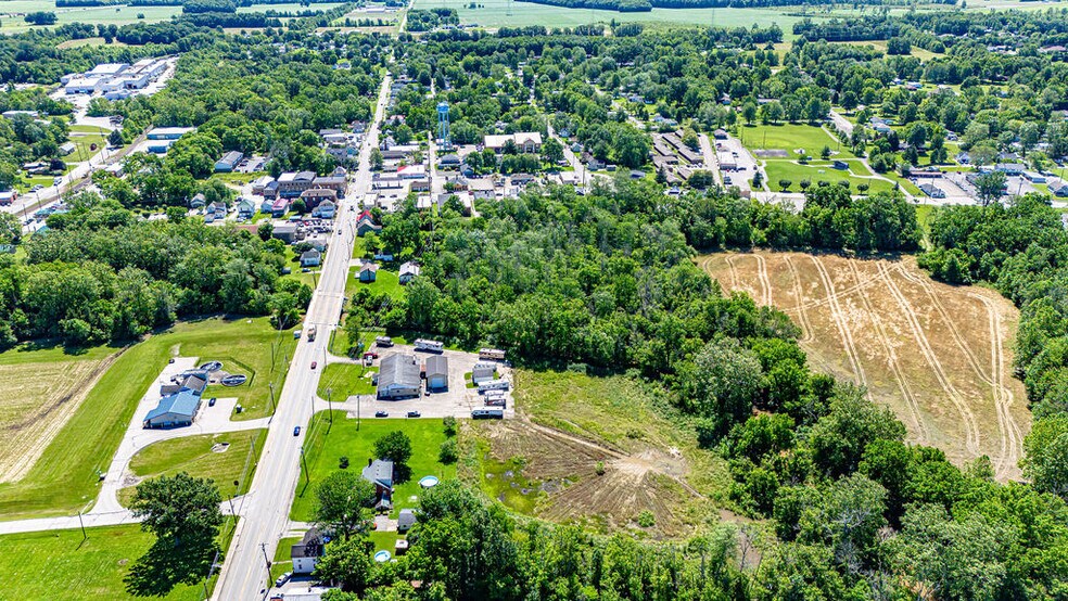 117 W Main St, Mount Orab, OH à vendre - Photo du bâtiment - Image 2 de 7