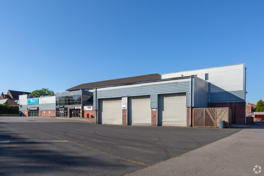 184 Nottingham Rd, Nottingham à louer - Photo du bâtiment - Image 3 de 7