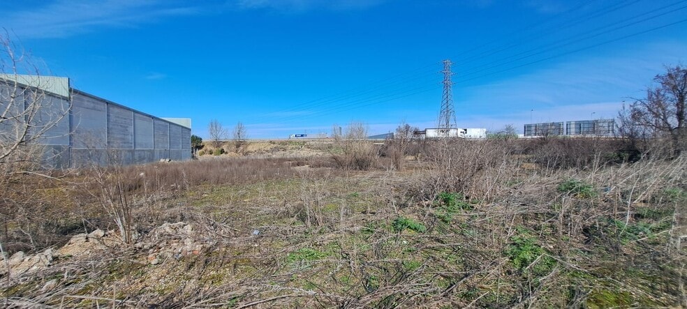 Carretera Vieja de Santander, 4, Santovenia de Pisuerga, Valladolid for sale - Building Photo - Image 2 of 13