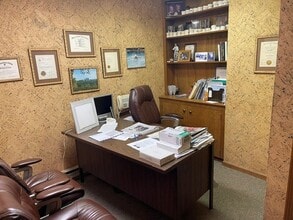 3 Sliker Rd, Lebanon Township Hunterdon, NJ for lease Interior Photo- Image 2 of 3