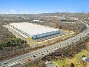 25 Old Mill Rd, Suffern, NY for lease Building Photo- Image 2 of 5