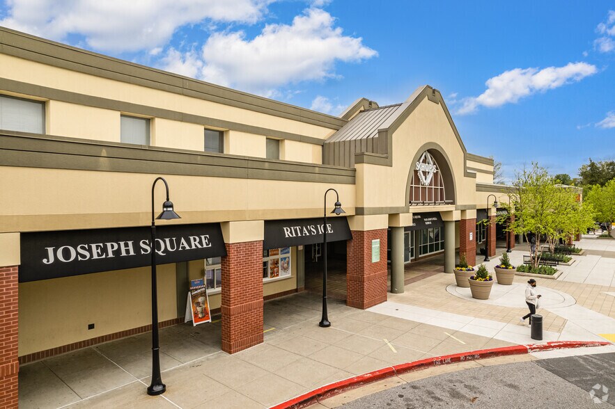 5485 Harpers Farm Rd, Columbia, MD à louer - Photo du bâtiment - Image 2 de 5