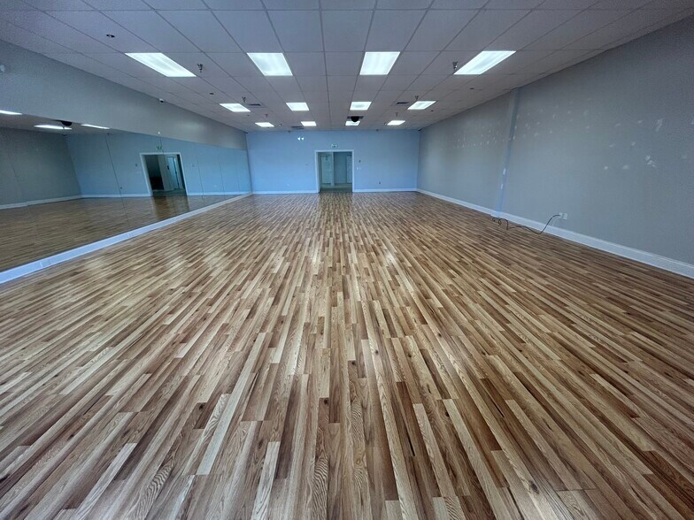 17051 Jean St, Fort Myers, FL à louer - Photo du bâtiment - Image 3 de 16