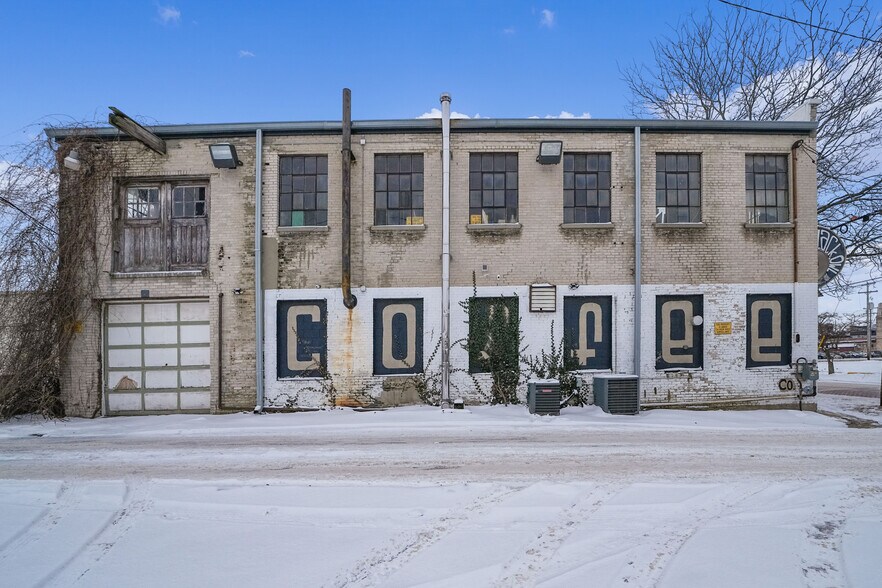 424 Walbridge St, Kalamazoo, MI à vendre - Photo du bâtiment - Image 1 de 27