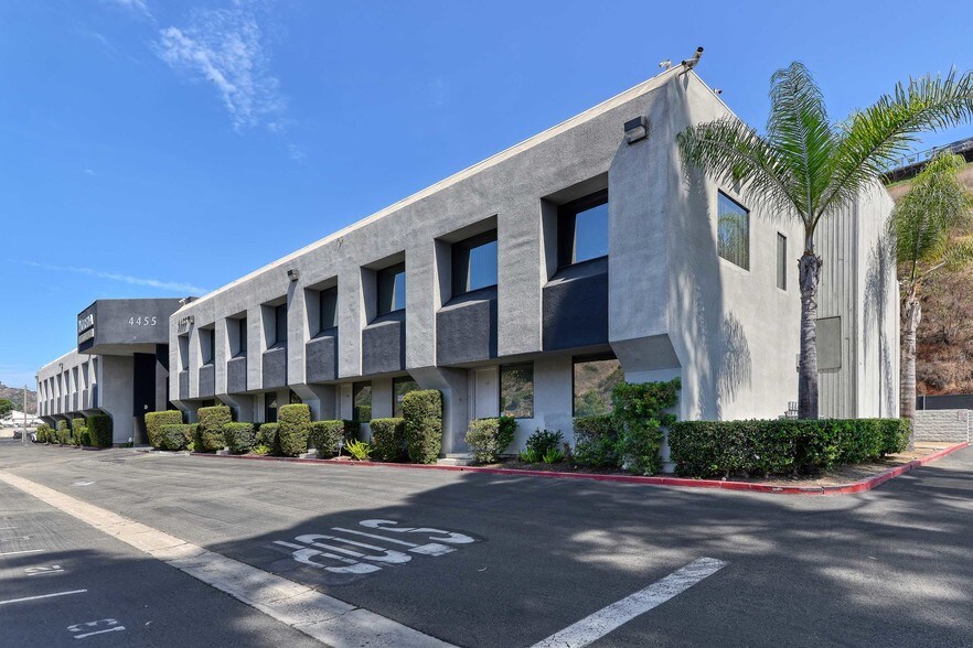 4455 Morena Blvd, San Diego, CA à vendre - Photo du bâtiment - Image 2 de 14