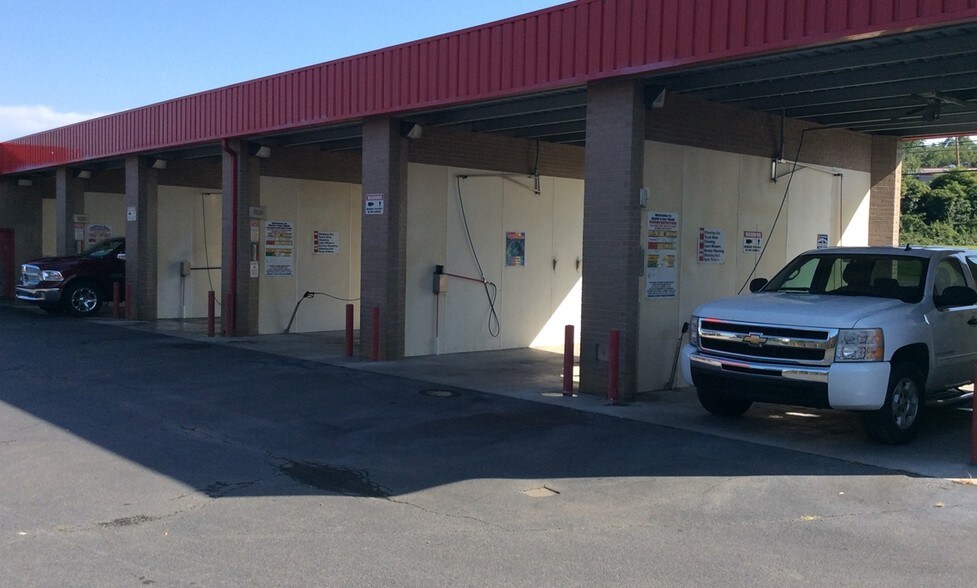 217 Old Gray Station Rd, Gray, TN à vendre - Photo du bâtiment - Image 3 de 6