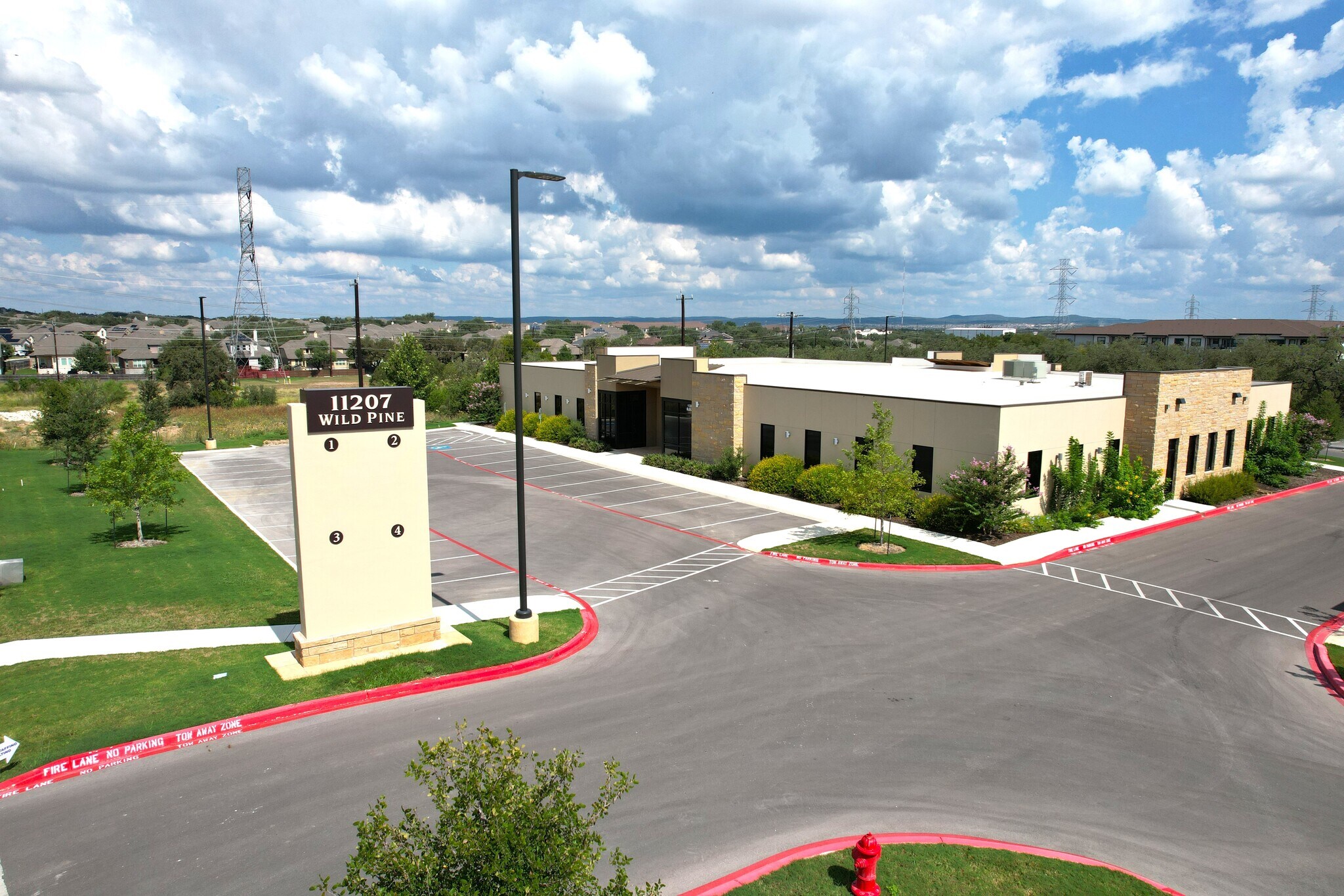 11207 Wild Pine, San Antonio, TX à vendre Photo du bâtiment- Image 1 de 16