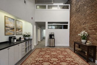 609-611 W Main St, Louisville, KY à louer Photo intérieure- Image 2 de 9