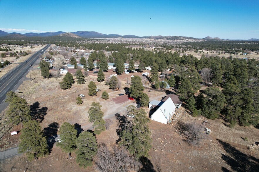 7725 N US Highway 89, Flagstaff, AZ à vendre - Photo du bâtiment - Image 2 de 6