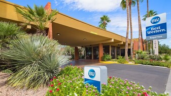 Best Western Royal Sun Inn & Suites - Motel