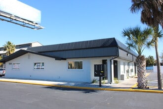 1518 US Highway 19, Holiday, FL for lease Building Photo- Image 1 of 6