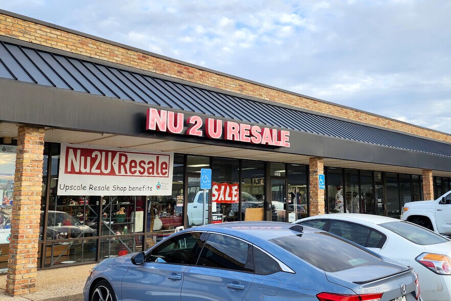 2220-2224 W Park Row Dr, Arlington, TX à louer - Photo du bâtiment - Image 2 de 7