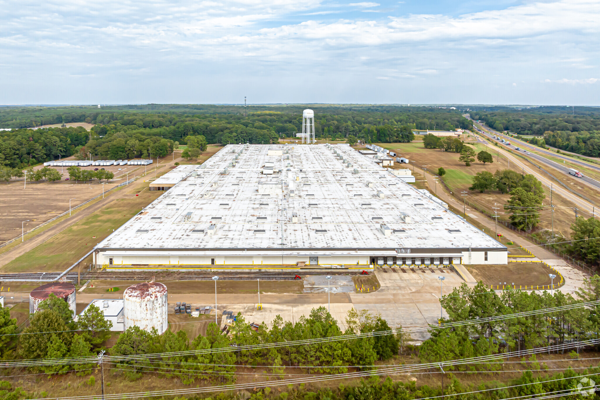 1001 Industrial Park Dr, Clinton, MS à vendre Photo du b timent- Image 1 de 26