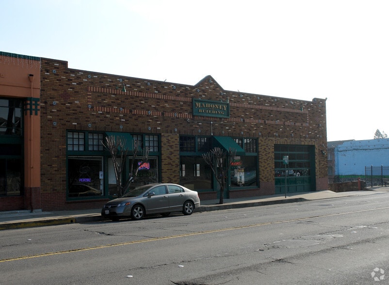 250 Water St, Petaluma, CA for lease - Building Photo - Image 2 of 2