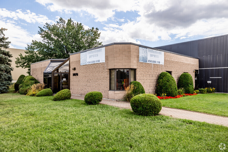 3070 Boul Le Corbusier, Laval, QC à vendre - Photo principale - Image 1 de 6