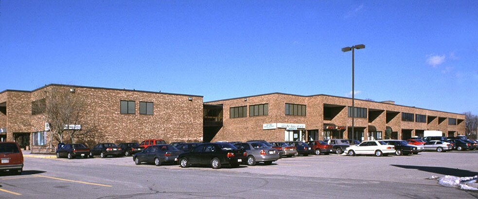 95-105 Eastern Ave, Dedham, MA à louer - Photo du bâtiment - Image 2 de 23