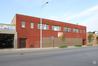 Plus de détails pour 3693-3705 W Grand Ave, Chicago, IL - Industriel à vendre