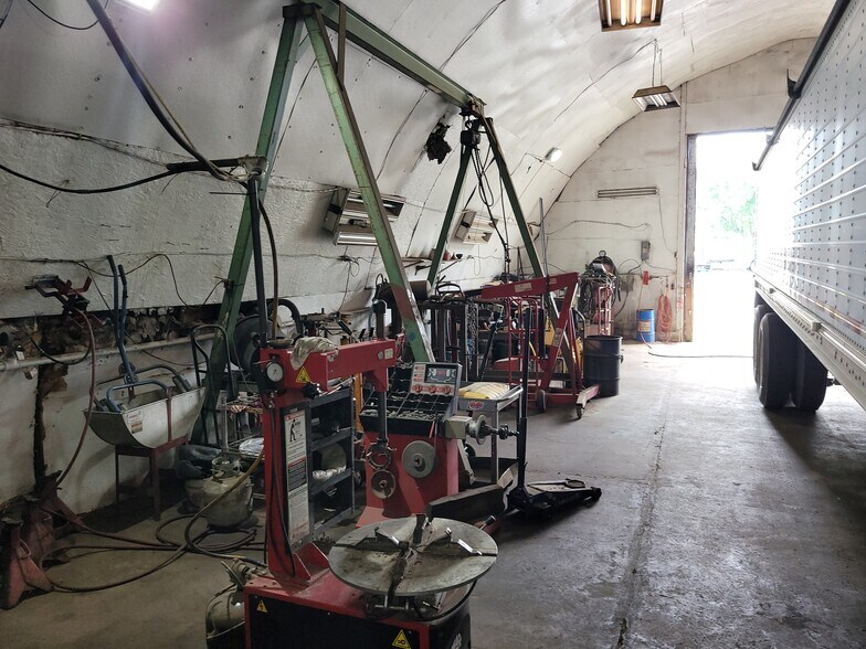 2350 Indiana 25 Hwy, Lafayette, IN à vendre - Photo du bâtiment - Image 3 de 6