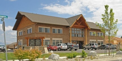 1224 N Washington Ave, Sandpoint, ID for lease Building Photo- Image 1 of 3