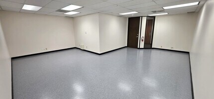 4545 Fuller Dr, Irving, TX à louer Photo intérieure- Image 1 de 5