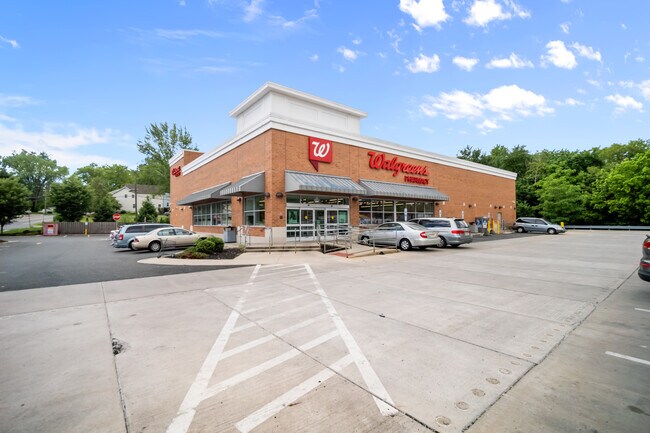 Plus de détails pour 1801 N Olden Ave, Ewing, NJ - Commerce de détail à vendre