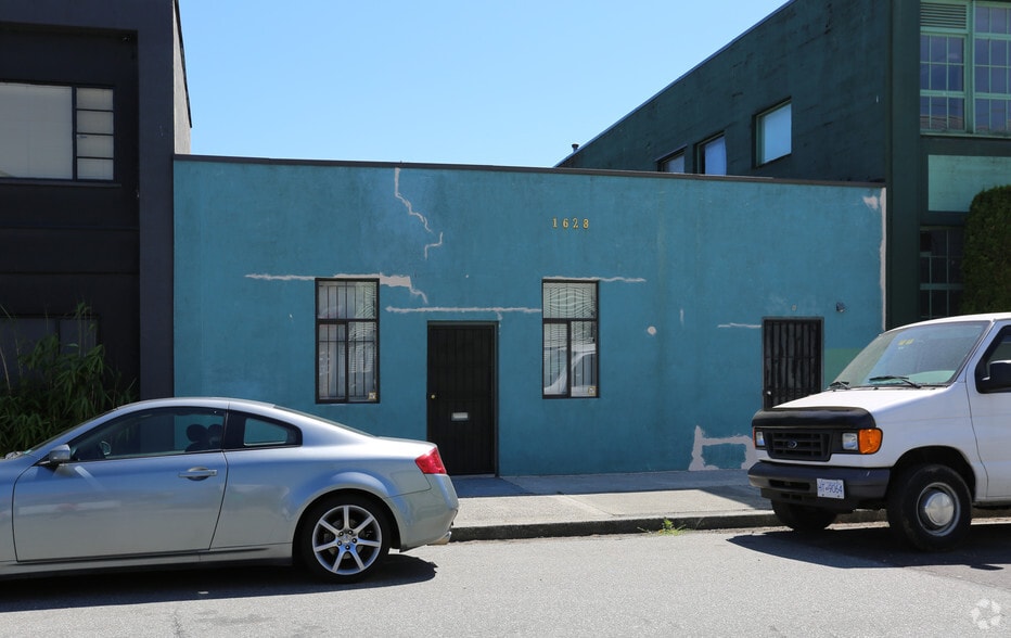 1628 Pandora St, Vancouver, BC for lease - Building Photo - Image 2 of 6
