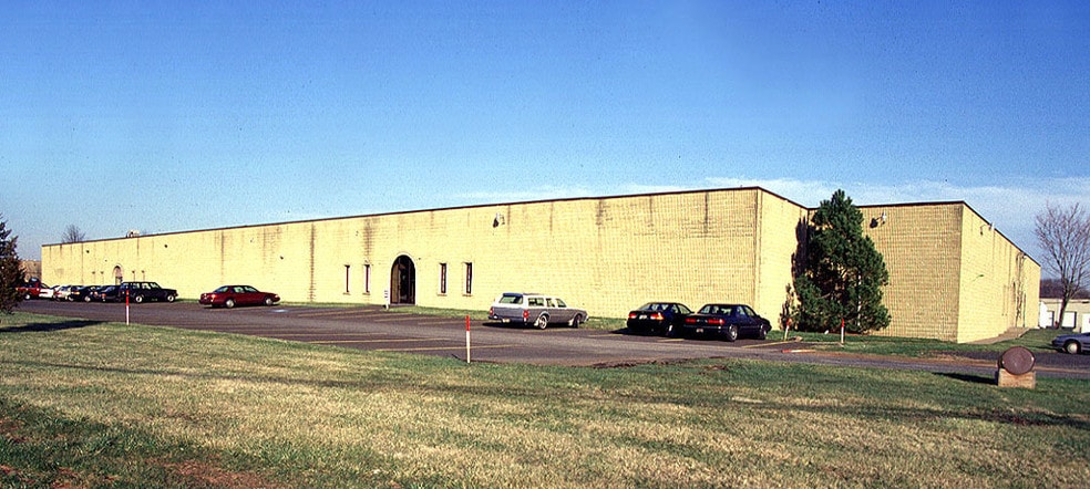 11-19 Vincent Cir, Warminster, PA for lease - Other - Image 2 of 5