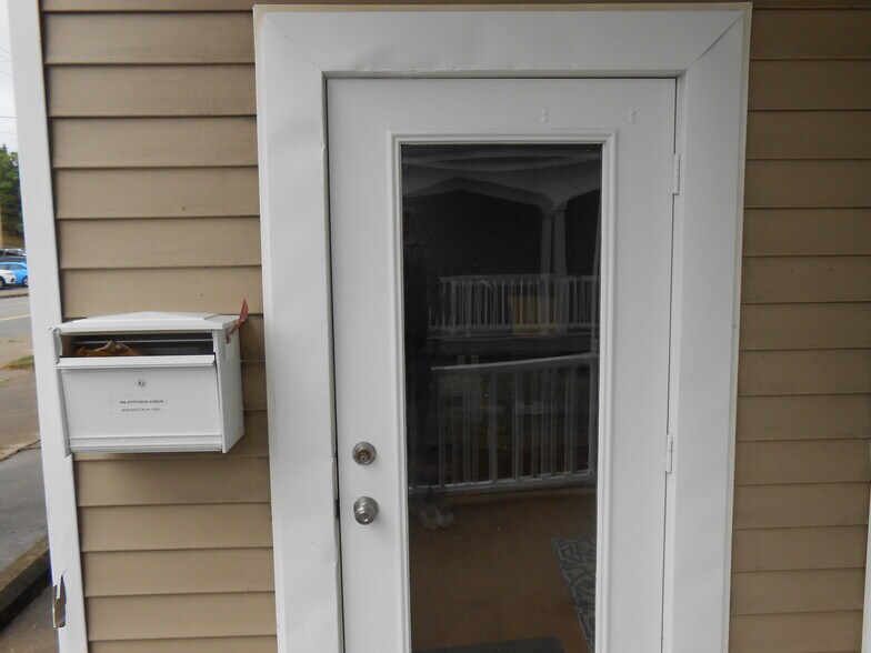 439 Jefferson Ave, Washington, PA for lease - Building Photo - Image 2 of 14