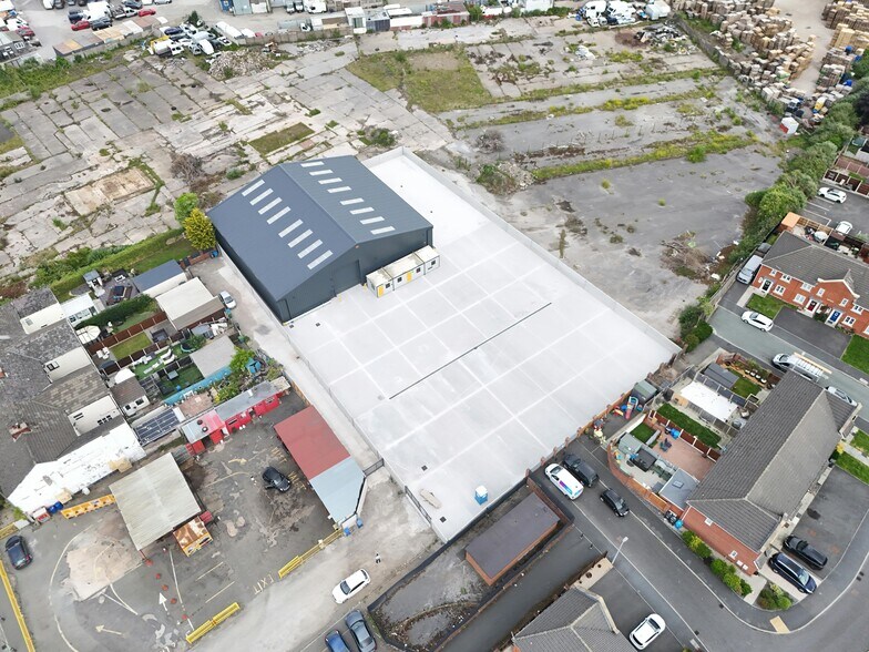 365 Hale Rd, Widnes à louer - Photo du bâtiment - Image 3 de 14