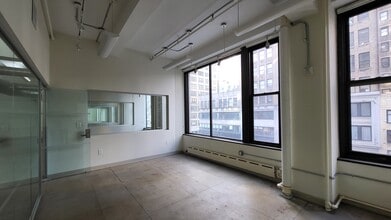 347 7th Ave, New York, NY à louer Photo intérieure- Image 1 de 4