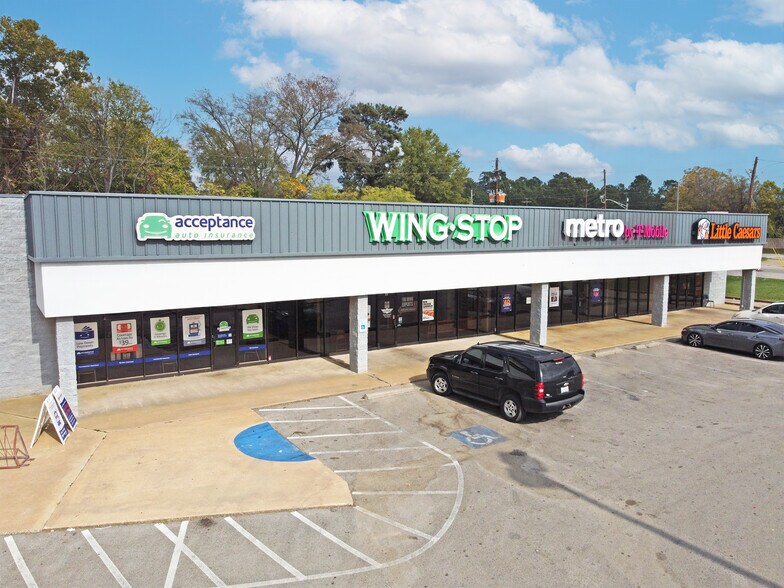 2430 S High St, Longview, TX for lease - Building Photo - Image 2 of 5