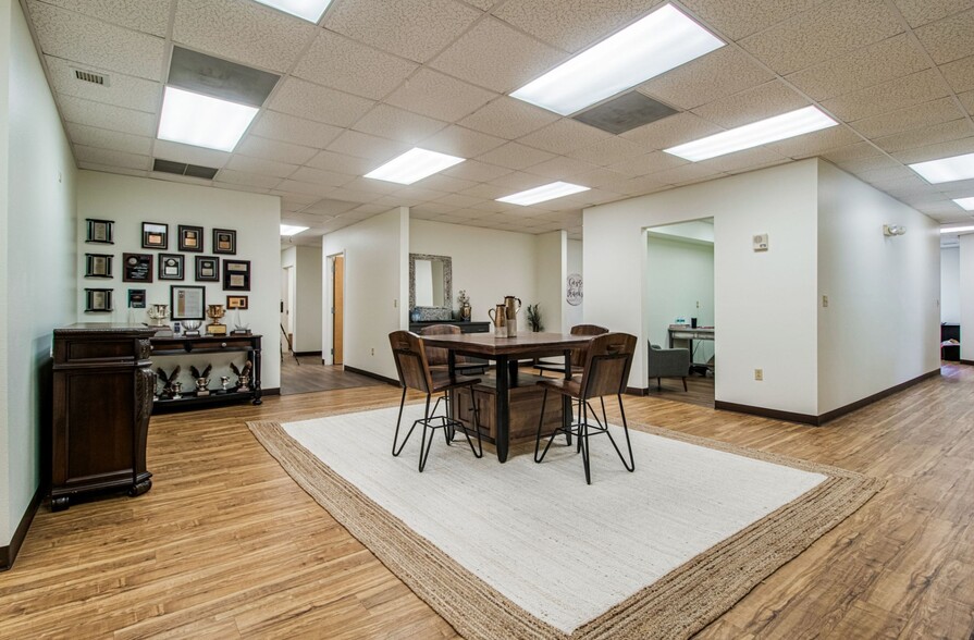 5565 Woodbine Rd, Pace, FL for lease - Interior Photo - Image 1 of 11