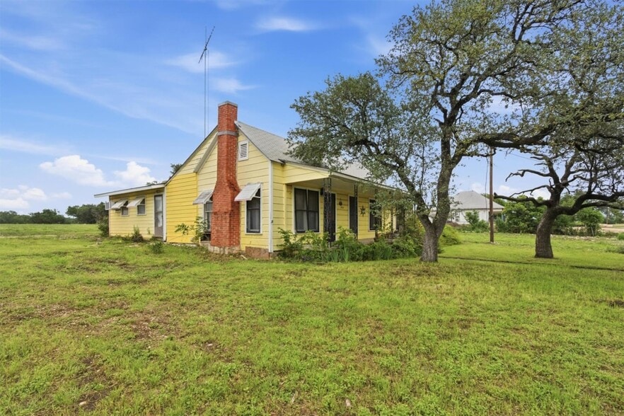 704 FM 2657, Briggs, TX for sale - Building Photo - Image 2 of 27