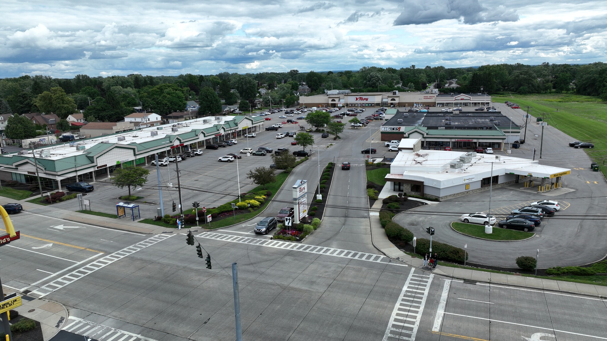 5165 Broadway, Depew, NY for lease Primary Photo- Image 1 of 4