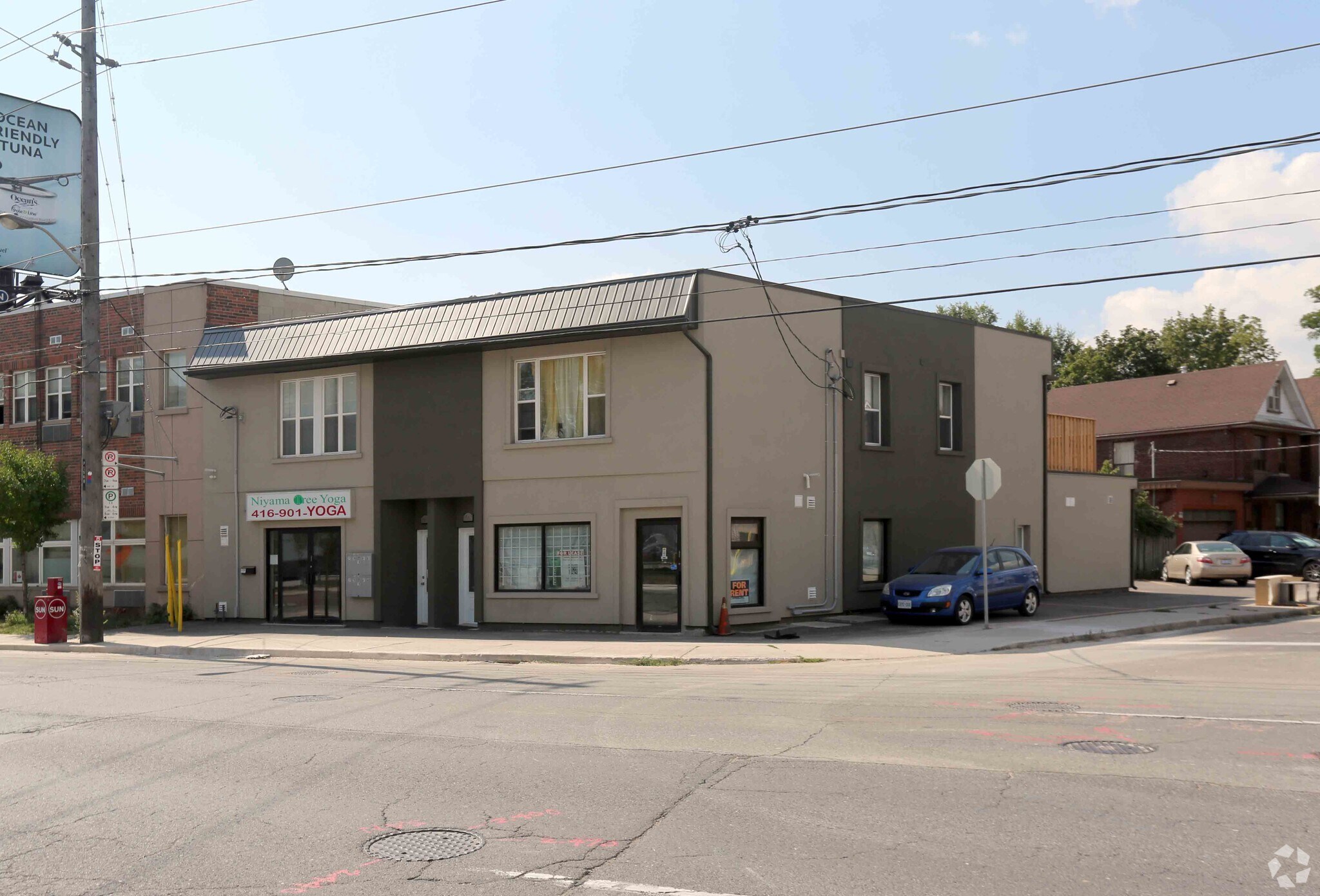 1560-1562 Weston Rd, Toronto, ON à vendre Photo principale- Image 1 de 1