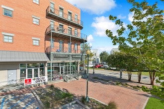 530 Saint Andrew St, New Orleans, LA à louer Photo du bâtiment- Image 1 de 11