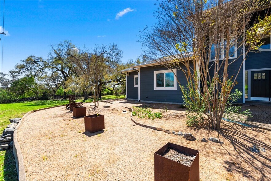 14519 Fitzhugh Rd, Austin, TX à vendre - Photo du bâtiment - Image 2 de 60