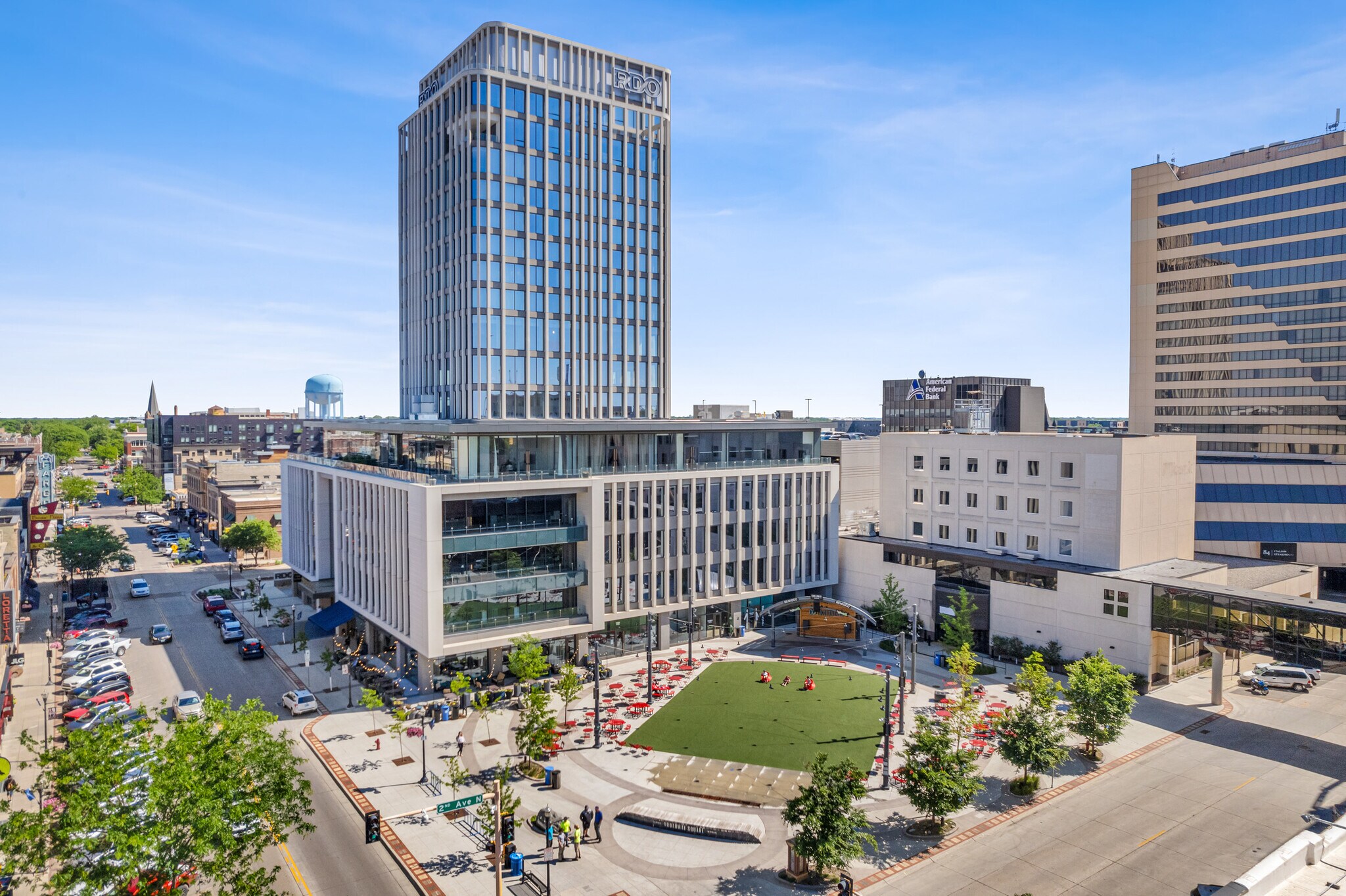 215 Broadway, Fargo, ND à vendre Photo du bâtiment- Image 1 de 4