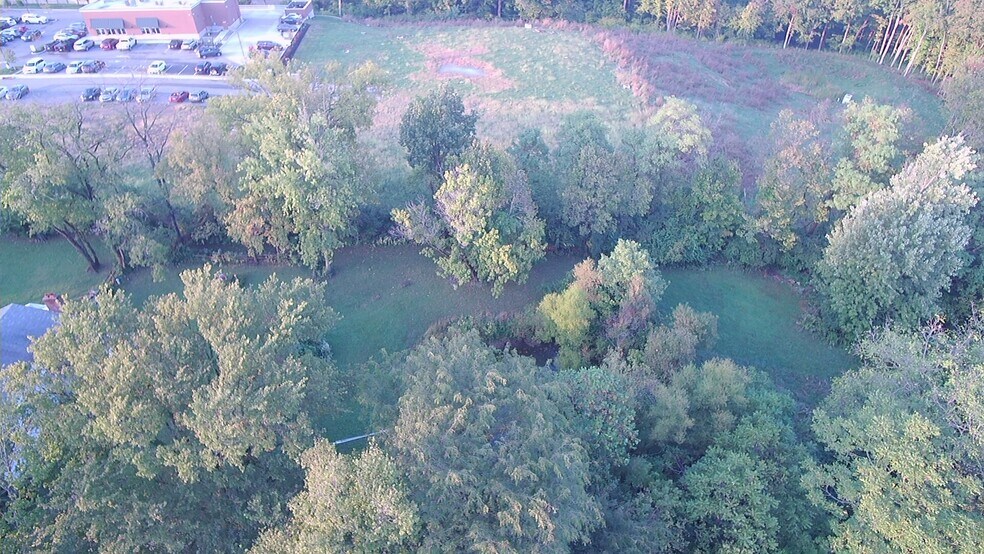 7650 Bridgetown Rd, Cincinnati, OH à vendre - Photo du bâtiment - Image 1 de 16