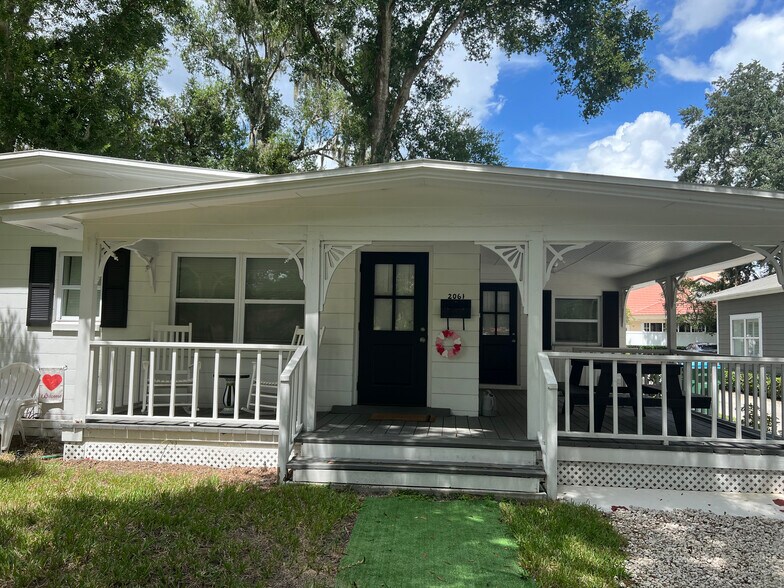 2061 Dundee Dr, Winter Park, FL à louer - Photo du bâtiment - Image 3 de 19