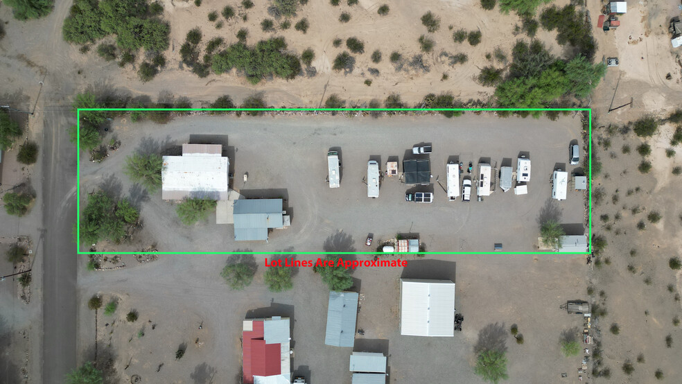 256 Pyramid Ln, Quartzsite, AZ for sale - Primary Photo - Image 1 of 14