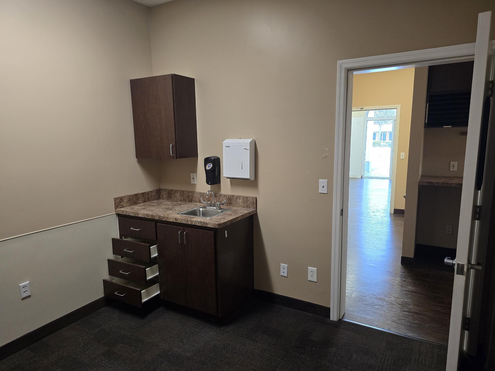 3515 Del Prado Blvd S, Cape Coral, FL for lease Interior Photo- Image 1 of 7